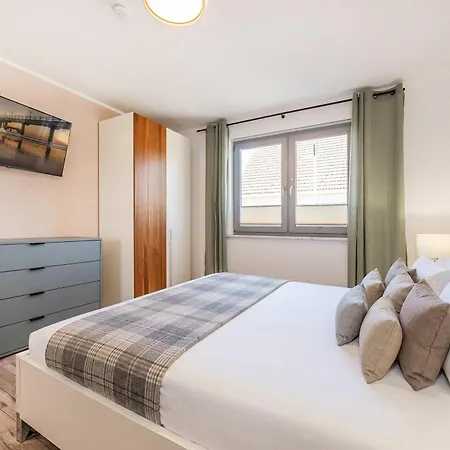 Haus Triade Triade 1
